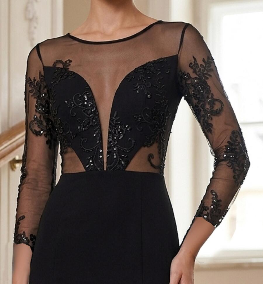1030 Abito con due spacchi in maglina elastica con corpetto in tulle e paillettes