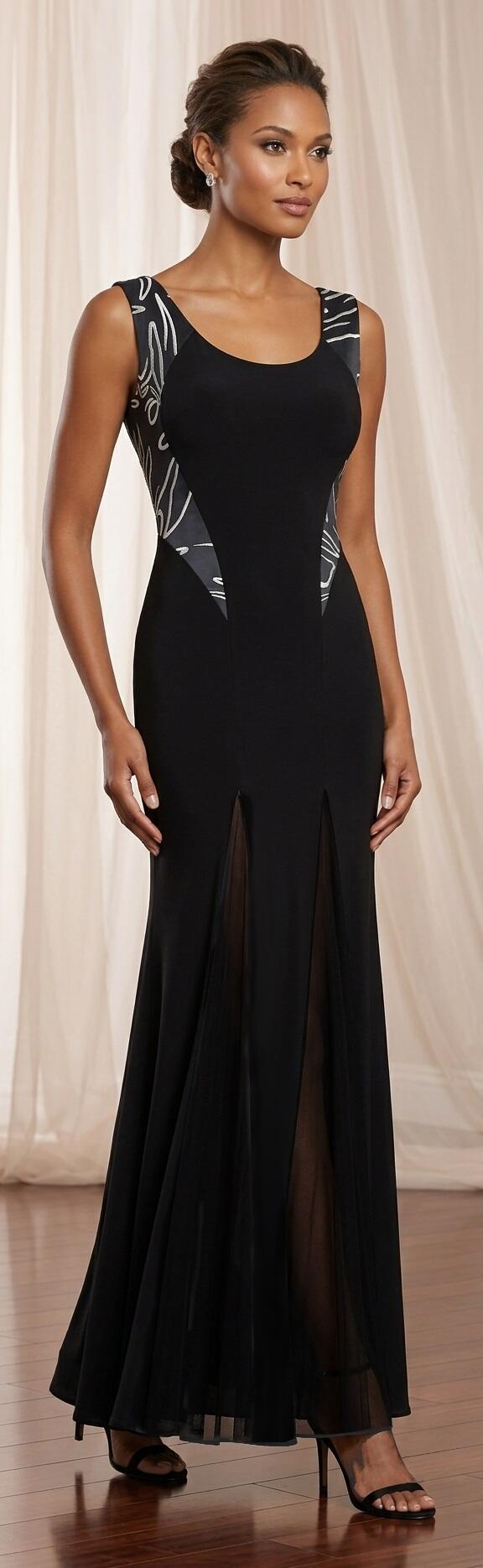 1032 Abito in jersey elastico con geroglifici argento e 2 spacchi in tulle