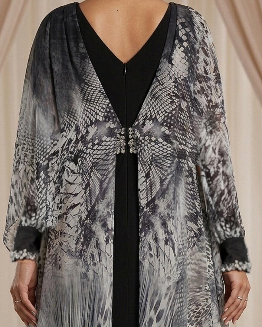 1034 Abito lungo in jersey foderato e chiffon animalier con manichette e dettagli in strass e pietrine