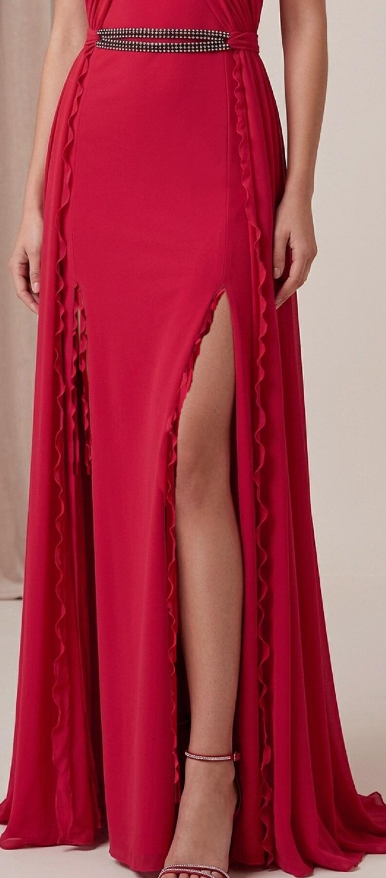 1036 Abito rosso in maglina elastica con spacchi e dettagli in tulle