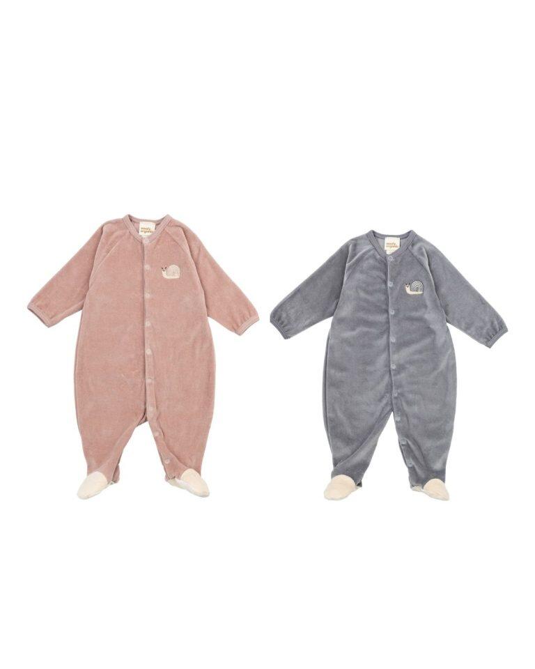 Tutina in velluto di cotone biologico con lumaca ricamata – GOTS