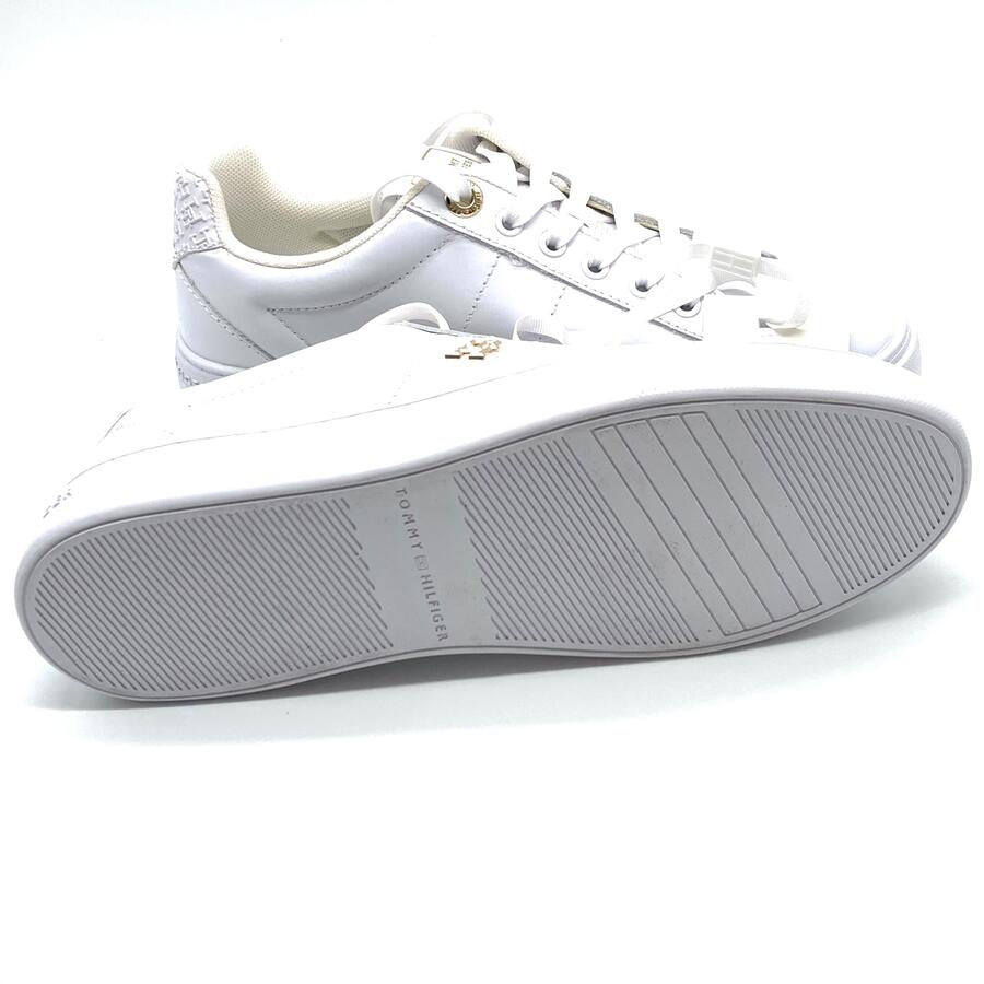 Tommy Hilfiger white