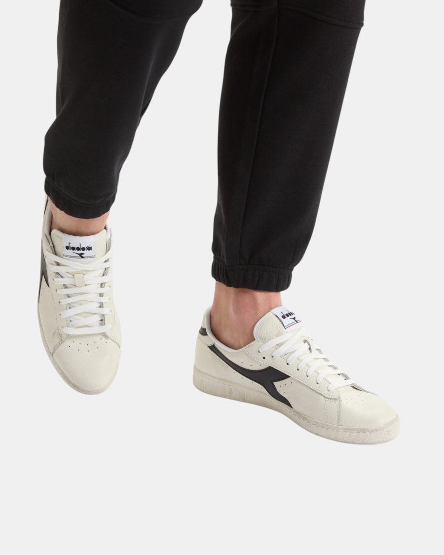 Lotti Sneakers Uomo Brand Diadora da 50, 100 o 200 pz.