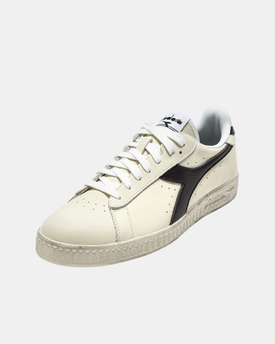 Lotti Sneakers Uomo Brand Diadora da 50, 100 o 200 pz.
