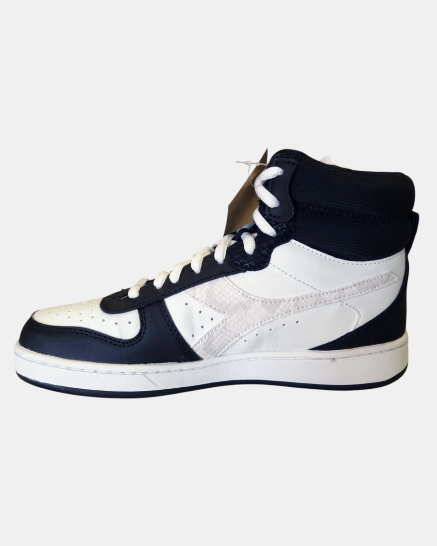 Lotti Sneakers Uomo Brand Diadora da 50, 100 o 200 pz.