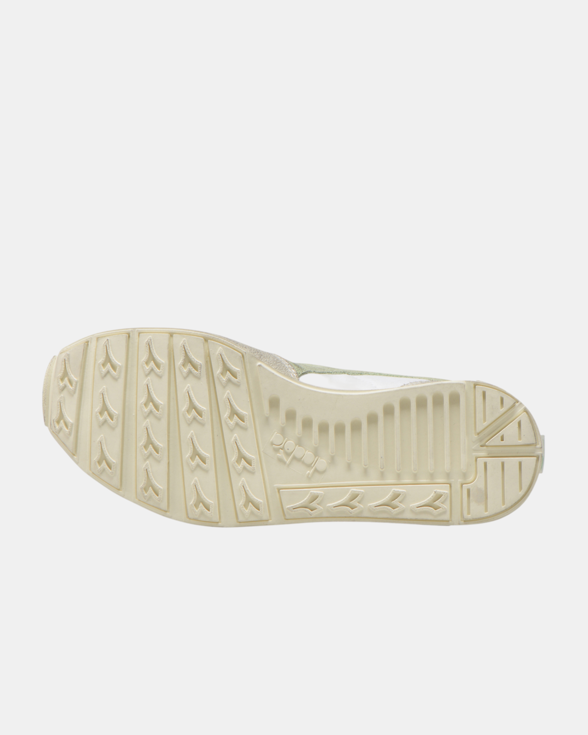 Lotti Sneakers Uomo Brand Diadora da 50, 100 o 200 pz.