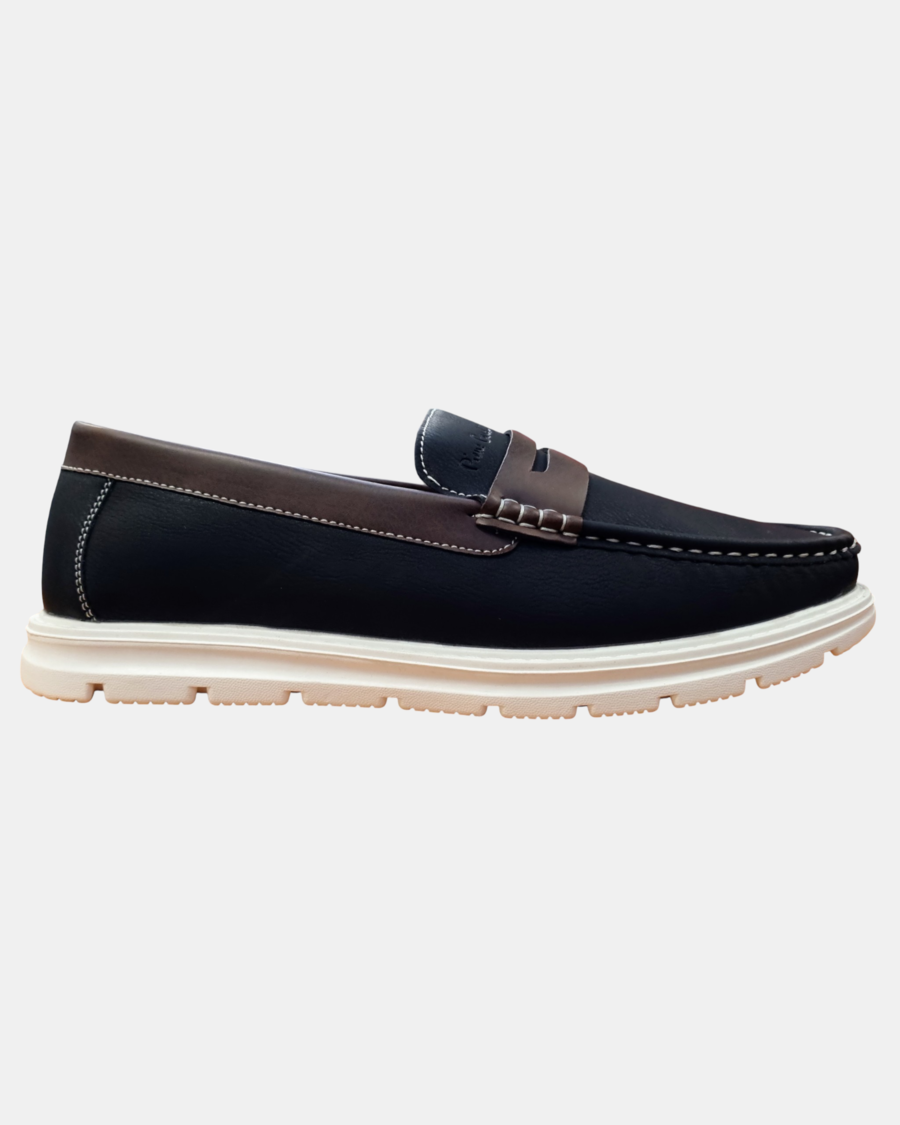 Lotti di Scarpe e Mocassini Uomo Pierre Cardin da 30, 60 o 100 pz.