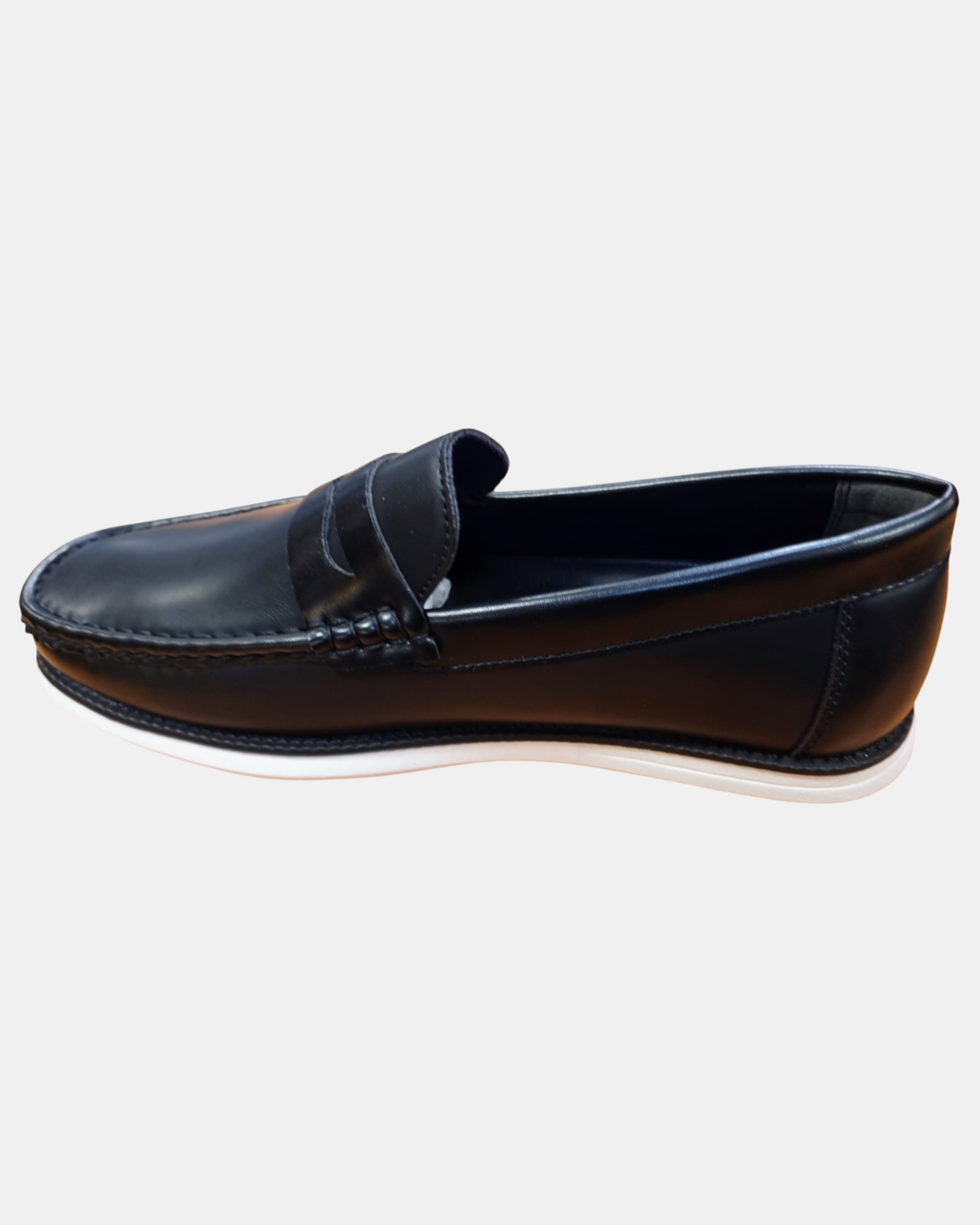 Lotti di Scarpe e Mocassini Uomo Pierre Cardin da 30, 60 o 100 pz.