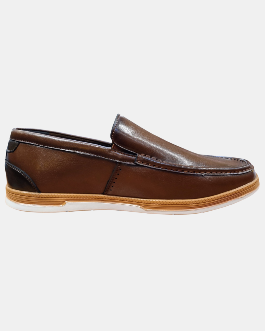 Lotti di Scarpe e Mocassini Uomo Pierre Cardin da 30, 60 o 100 pz.