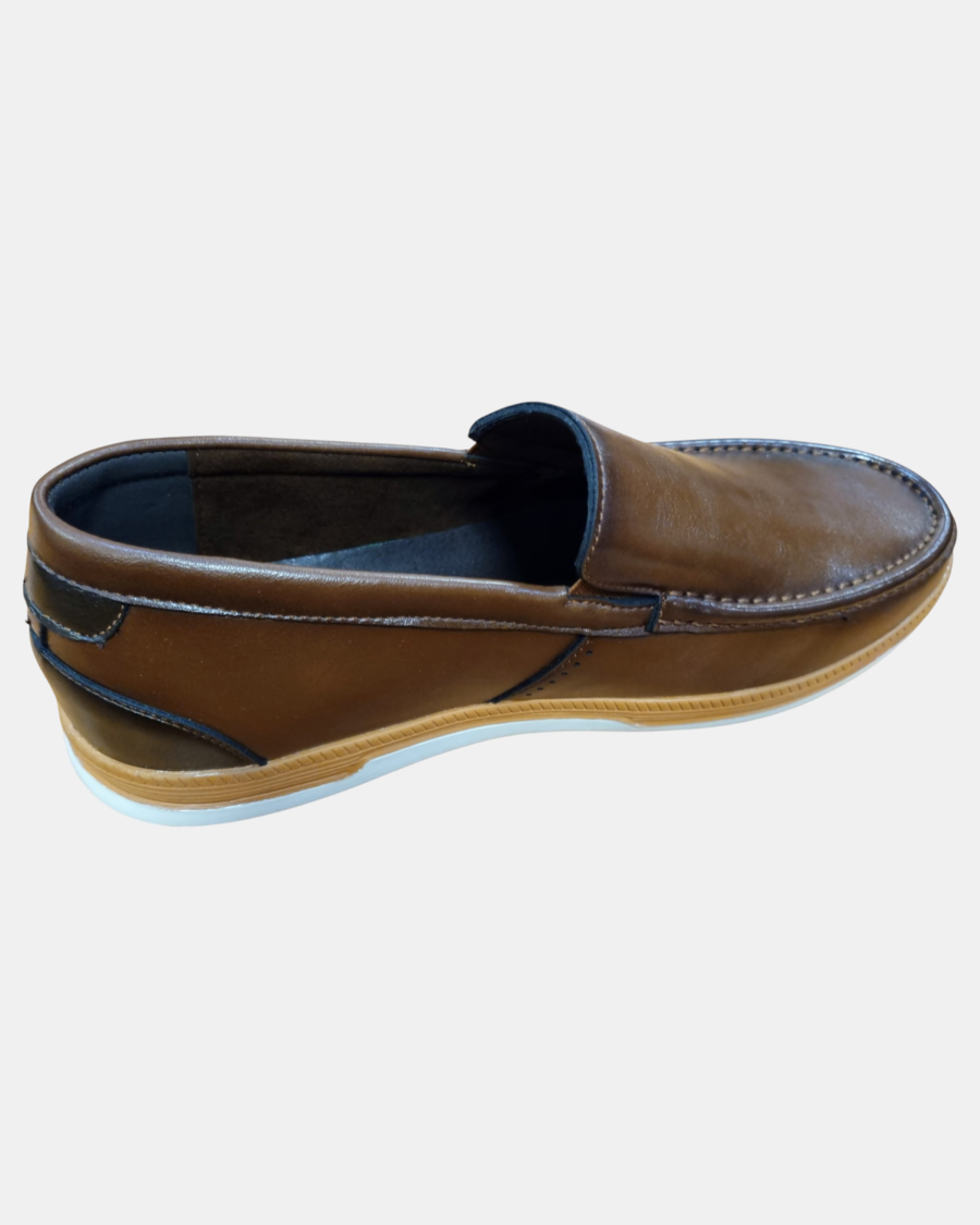 Lotti di Scarpe e Mocassini Uomo Pierre Cardin da 30, 60 o 100 pz.