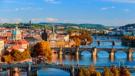  PRAGA & KARLOVY VARY  22-25 NOVEMBRE 