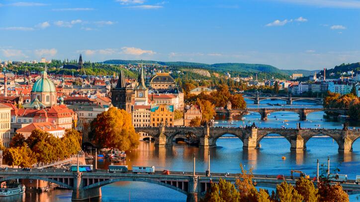  PRAGA & KARLOVY VARY  22-25 NOVEMBRE 