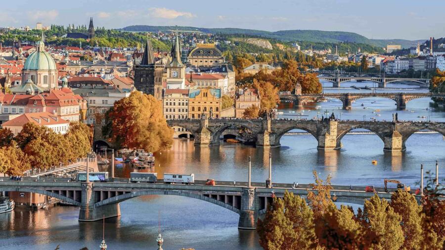  PRAGA & KARLOVY VARY  22-25 NOVEMBRE 