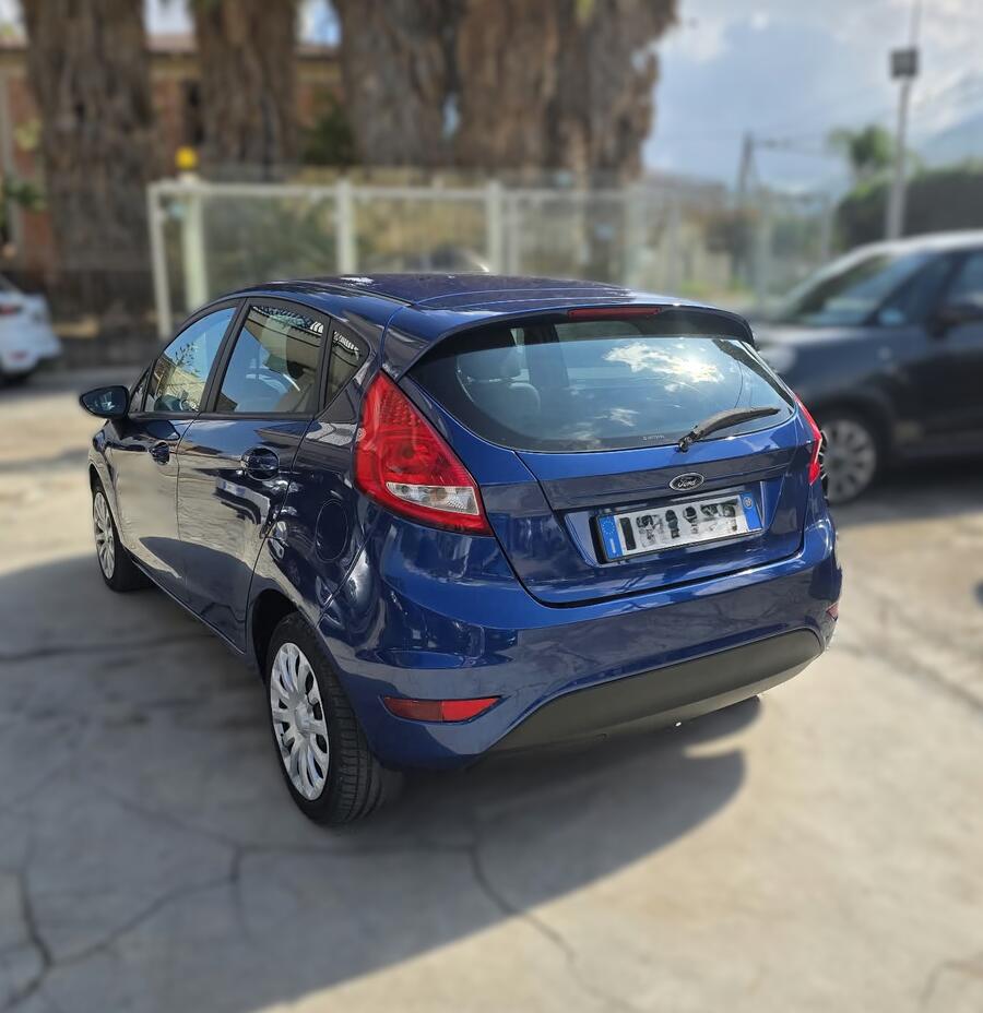 Ford Fiesta 1.4 5 porte Bz.- GPL 