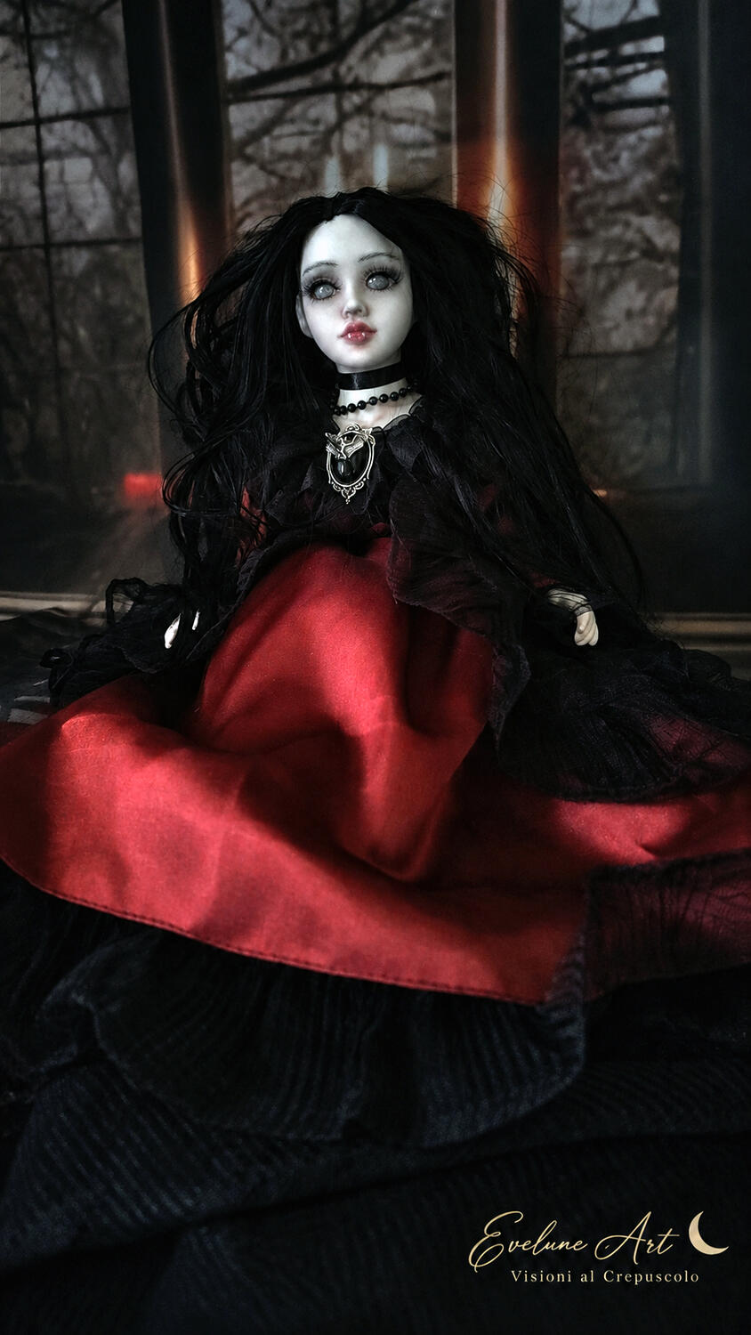 Dissea Bambola Vampira Gotica Vittoriana