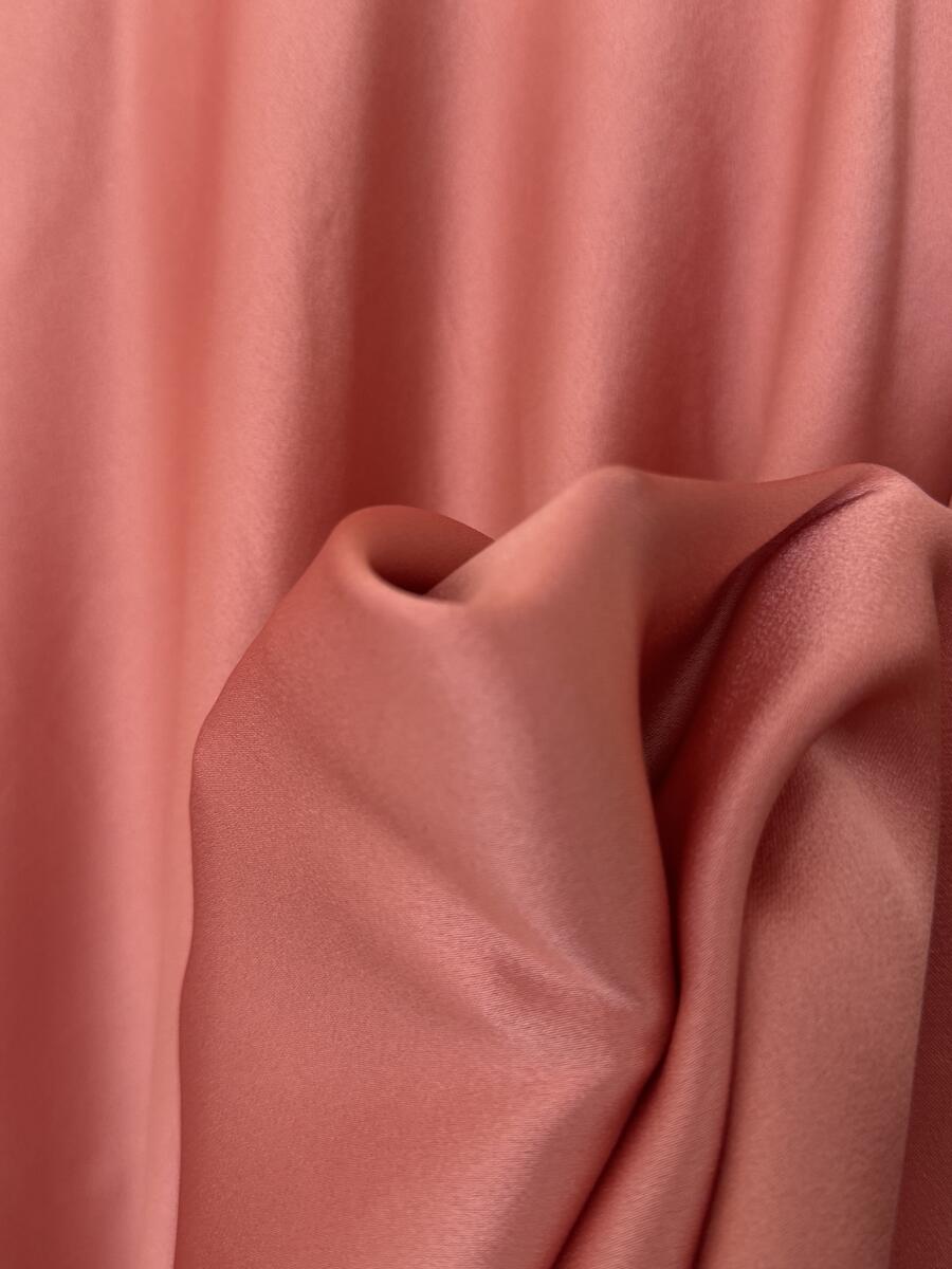 Gonna Sofia powder pink