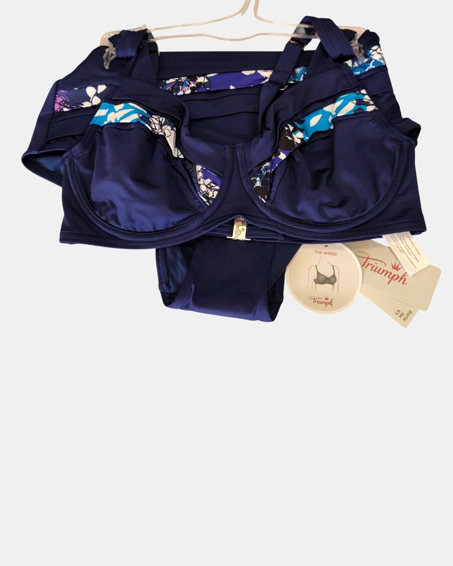 Lotti Costumi e Pareo Donna Triumph, Sloggi, Basile da 25, 50 o 100 pz.