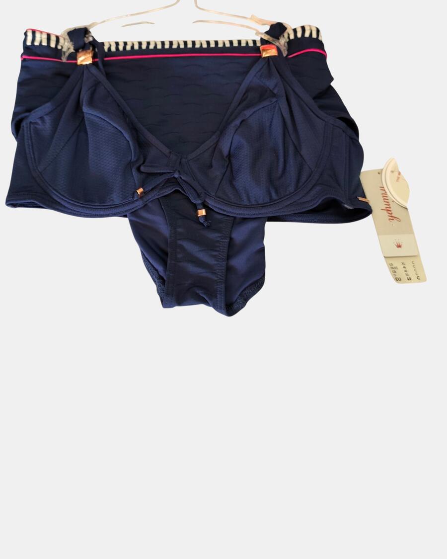 Lotti Costumi e Pareo Donna Triumph, Sloggi, Basile da 25, 50 o 100 pz.