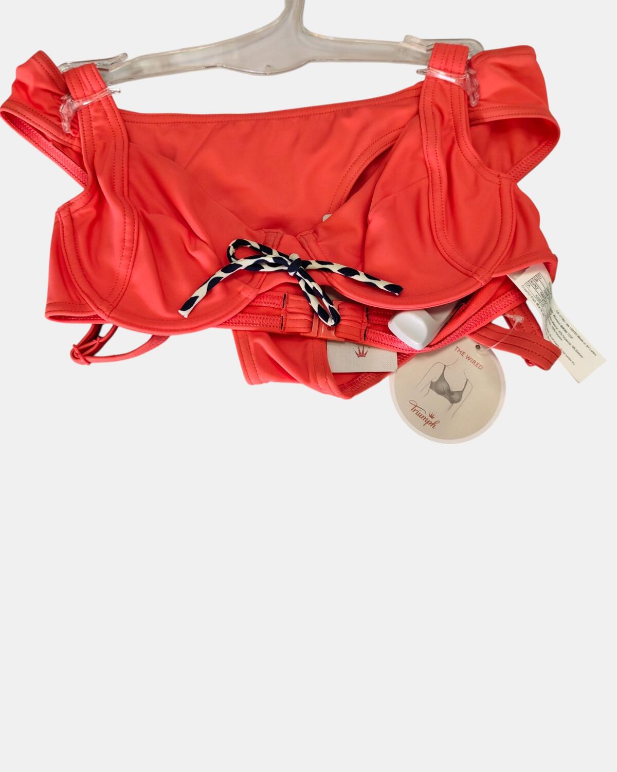 Lotti Costumi e Pareo Donna Triumph, Sloggi, Basile da 25, 50 o 100 pz.