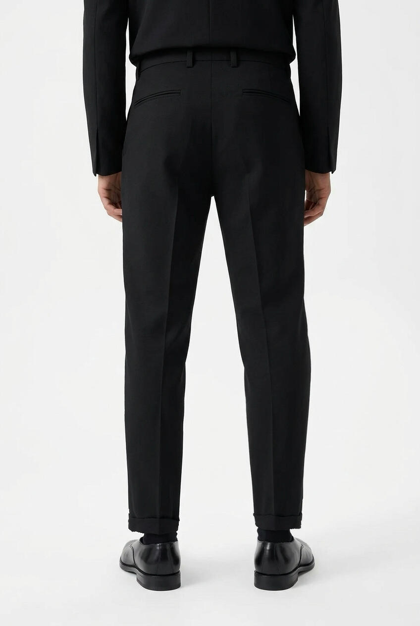 Telamira Pantalone Con Risvolto Nero
