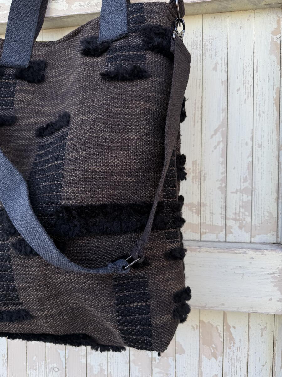 Borsa  marrone e nera 