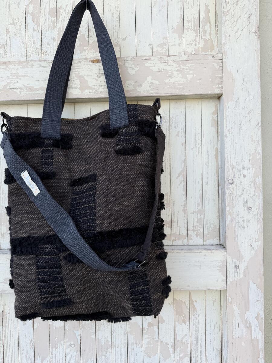 Borsa  marrone e nera 