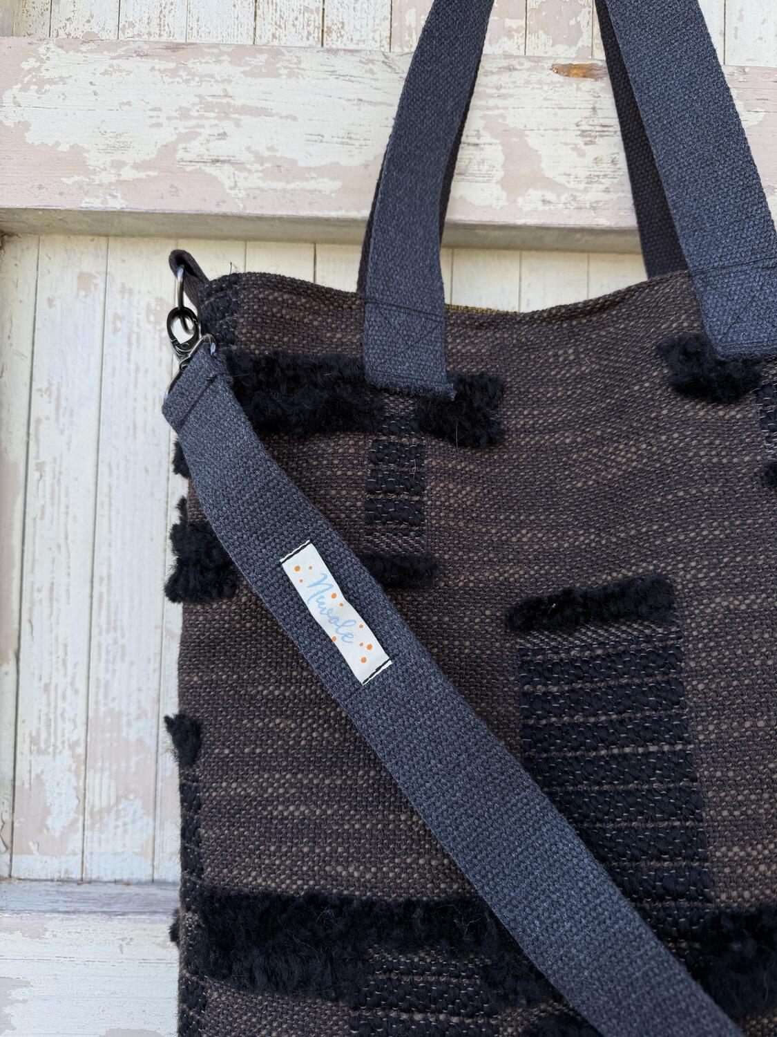 Borsa  marrone e nera 