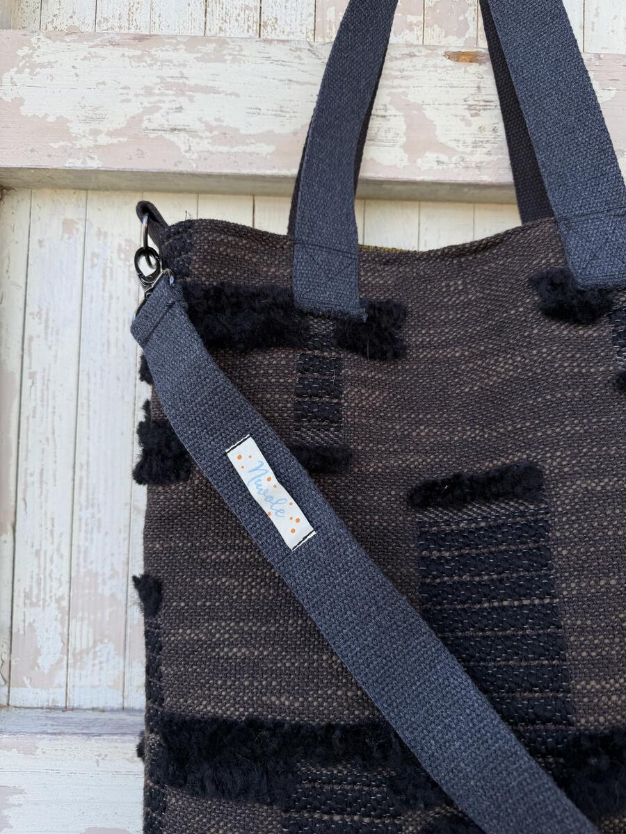 Borsa  marrone e nera 