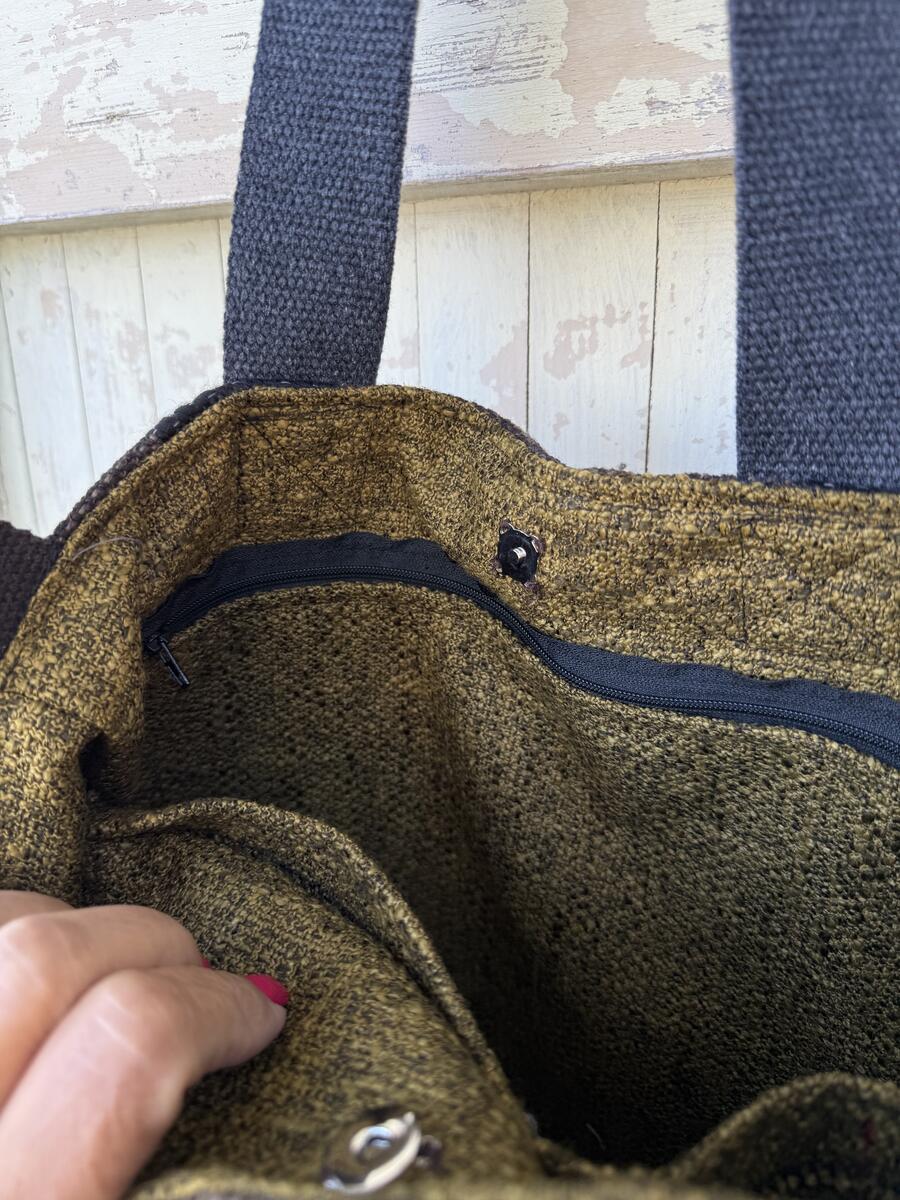 Borsa  marrone e nera 