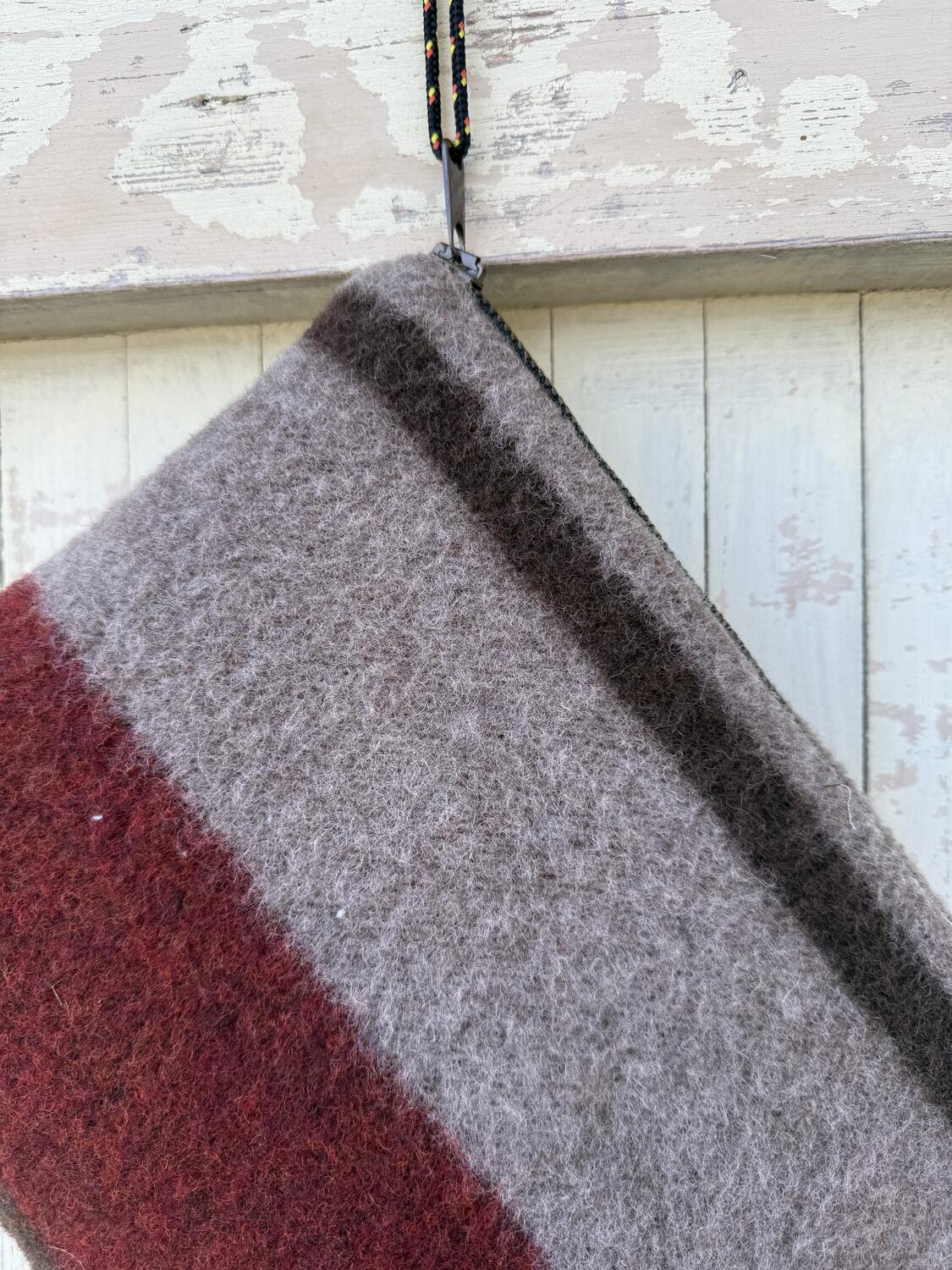 Clutch bordeaux e beige