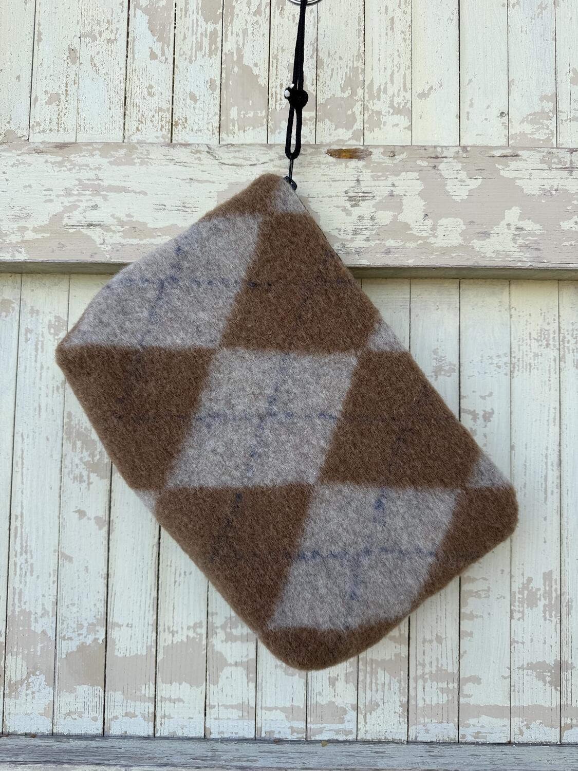 Clutch losanghe beige