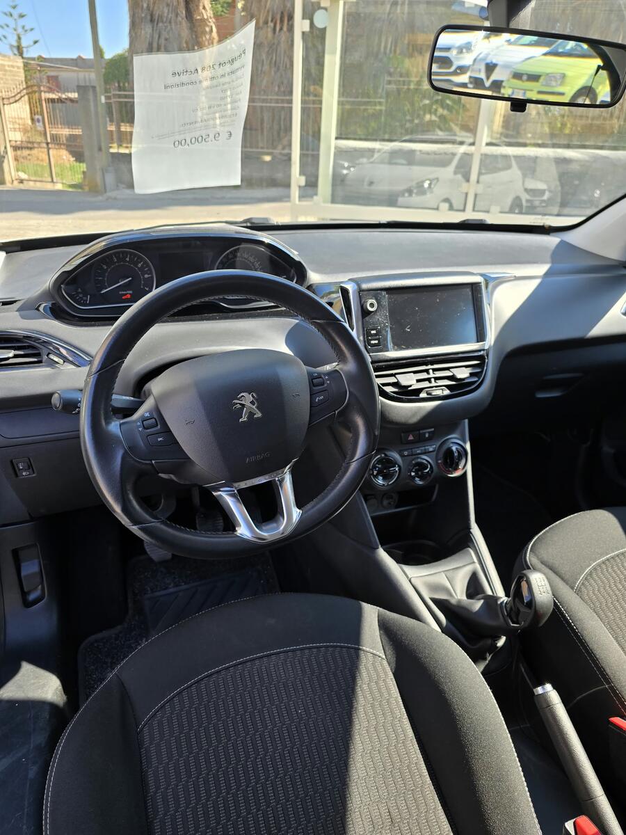 Peugeot 208 82 5 porte Active