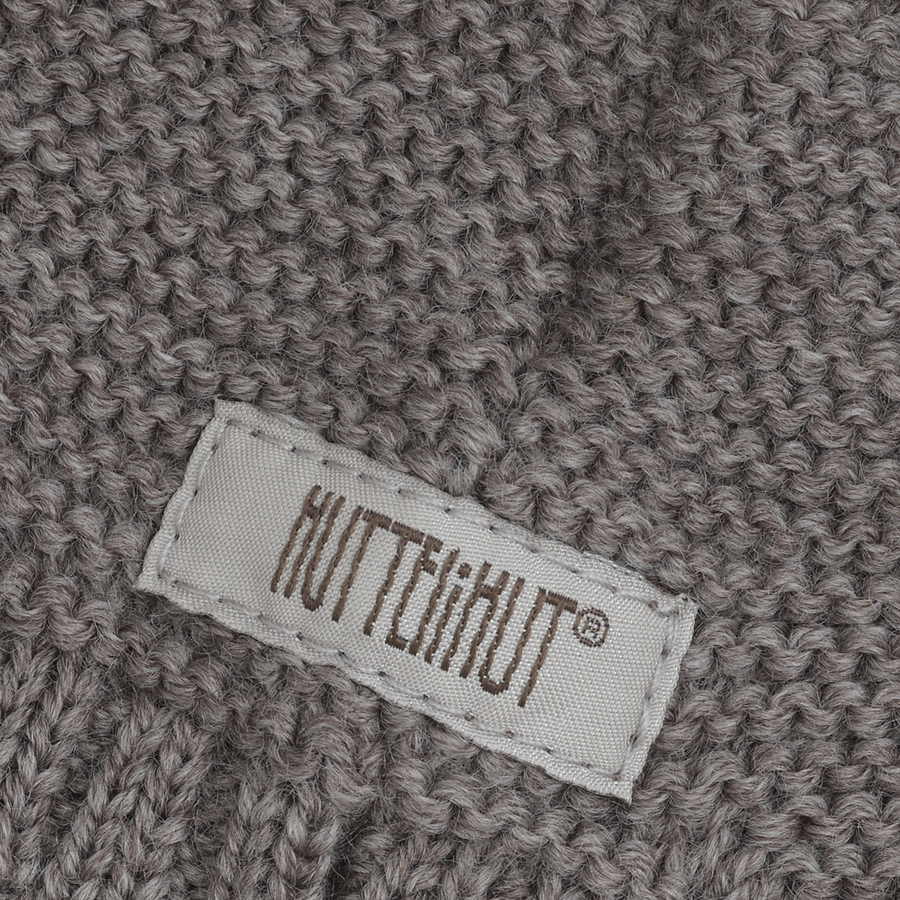 Berrettino in Lana Merino Extra Fine con Pompom – Cinder Melange