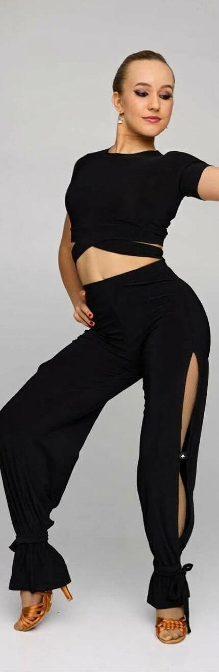 PANTALONE APERTO CON PUNTO STRASS LATERALE CON LEGATURA A FASCIA NELLA CAVIGLIA U670B