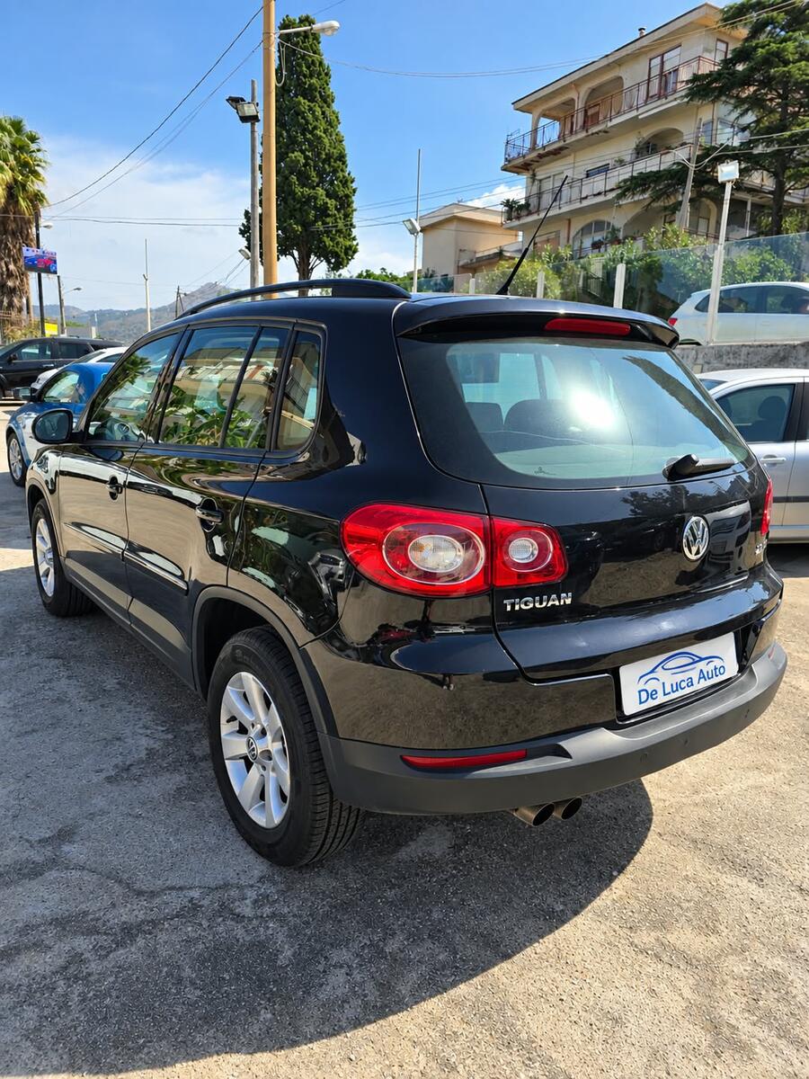 Volkswagen Tiguan 2.0 16V TDI DPF Track & Field (28°) 