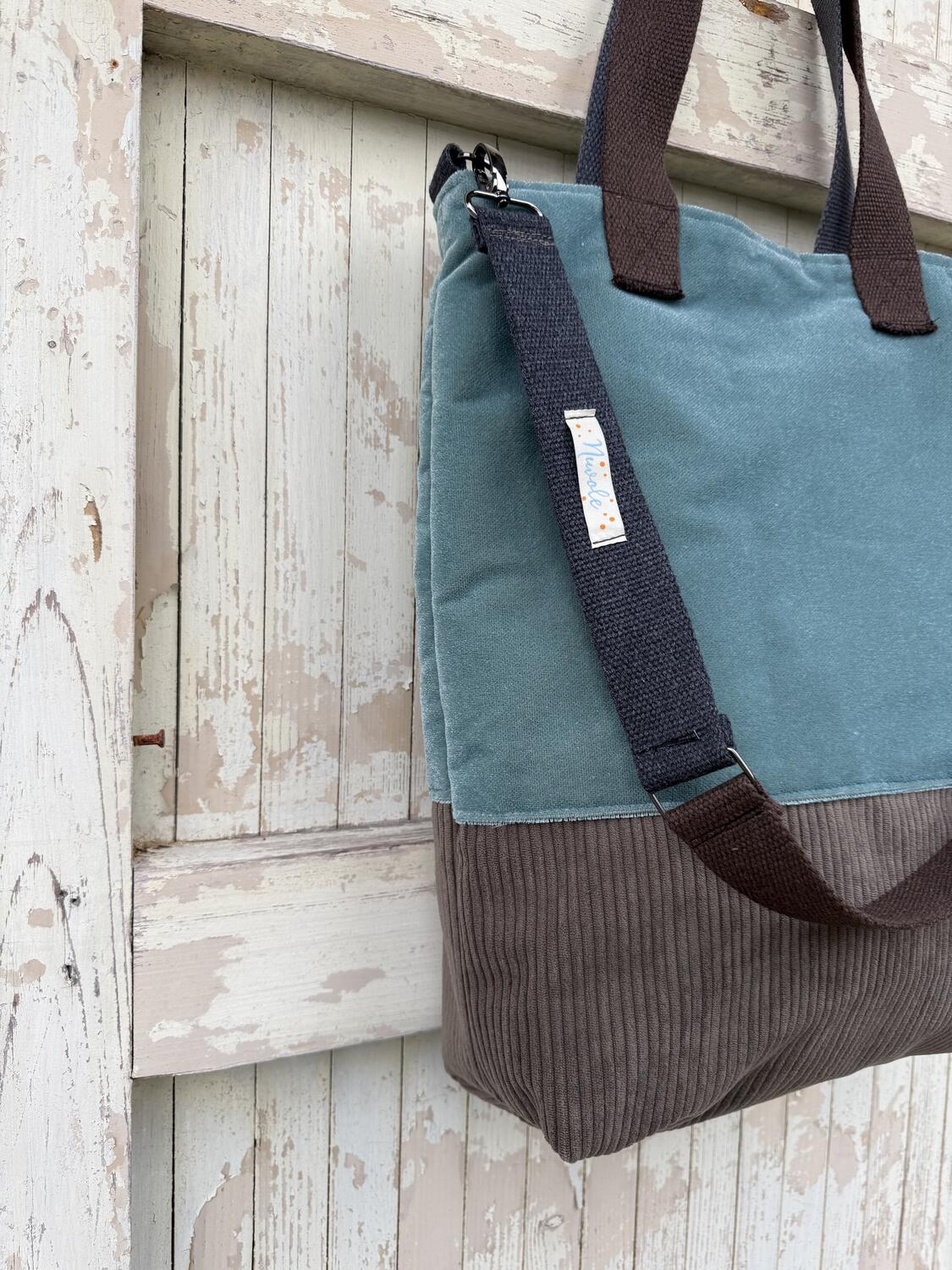 Borsa verde opalino e marrone 