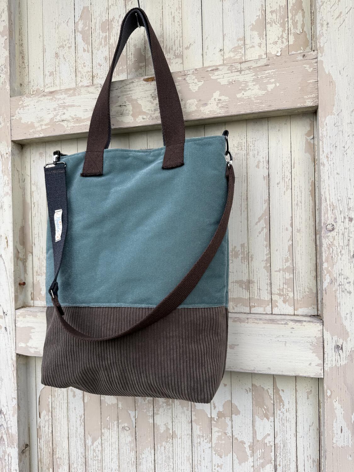 Borsa verde opalino e marrone 