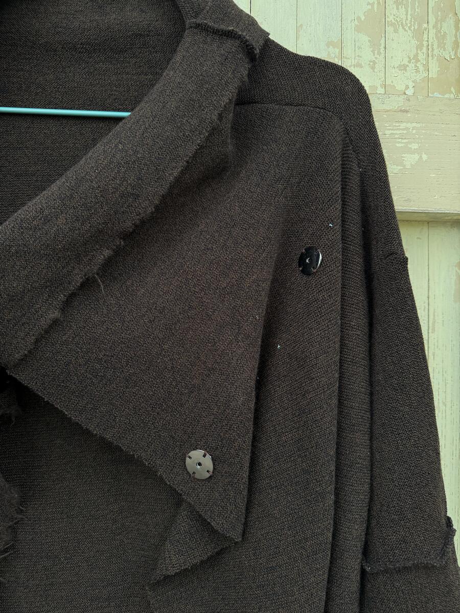 Cardigan lungo marrone scuro 