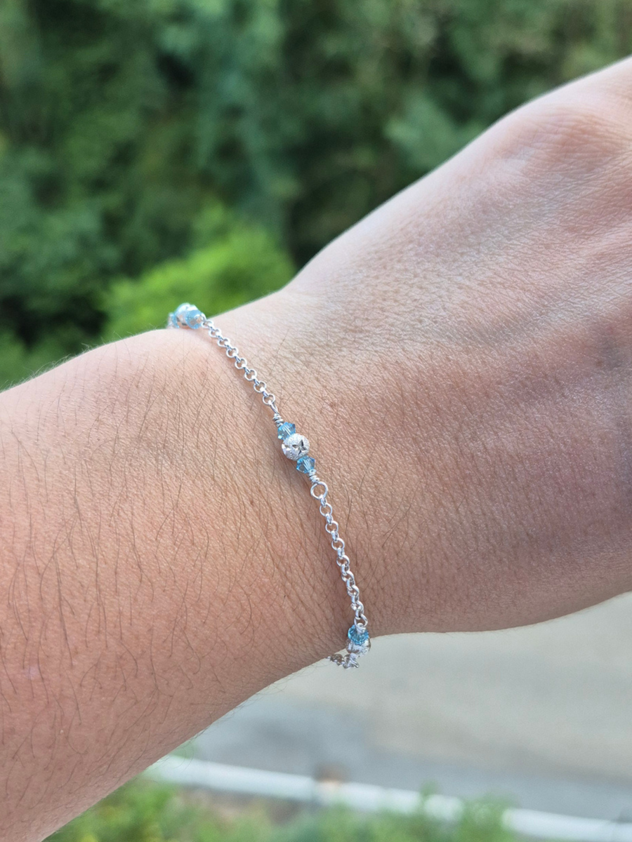 Bracciale Cristalli azurri e Sfere