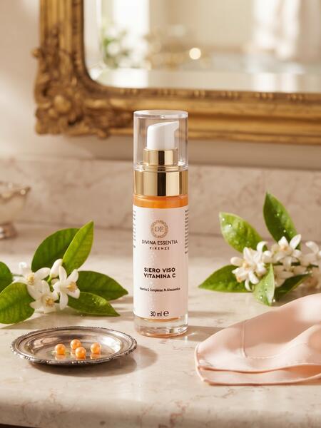 Siero viso vitamina C e Vitamine