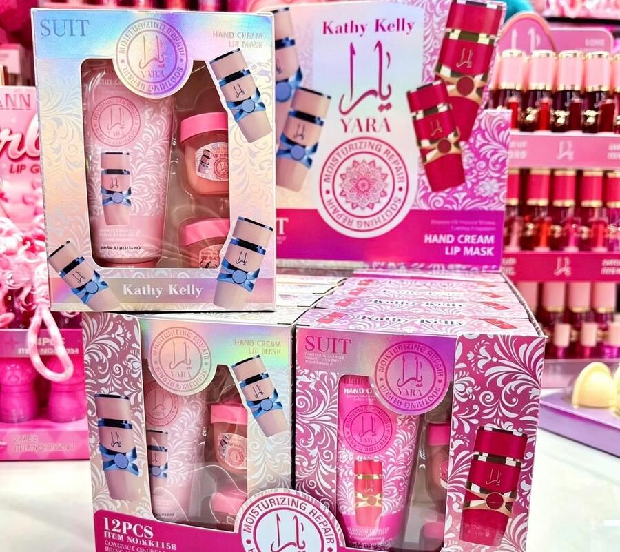 Kathy Kelly Set Da 1 Crema Mani e 2 Lip Mask [Conf.da 12 set]