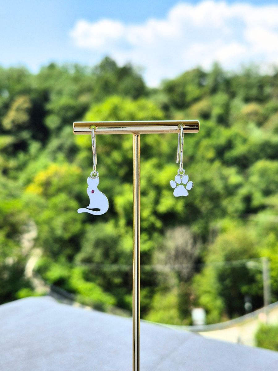 Animali Diversi Pompon e Paw, Orecchini 