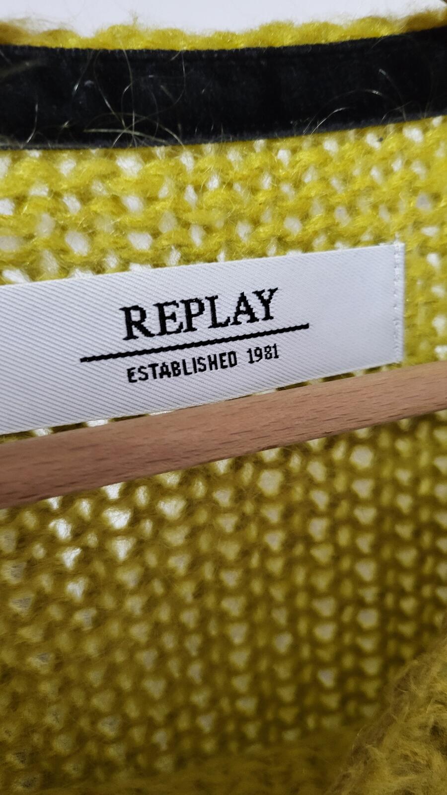Pullover Replay