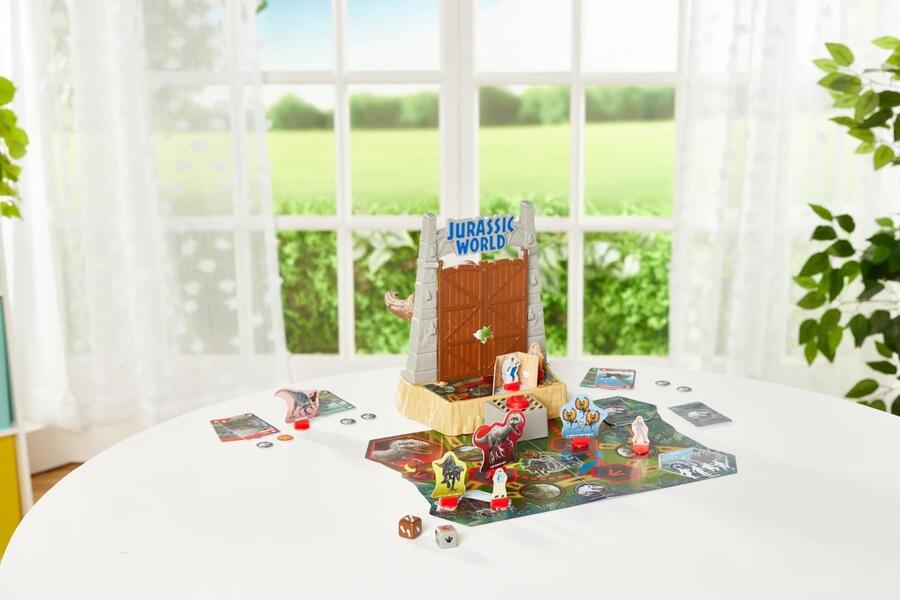 EPOCH Games - Jurassic World - T-Rex Panic, Gioco d'Azione ed Avventura con Dinosauri