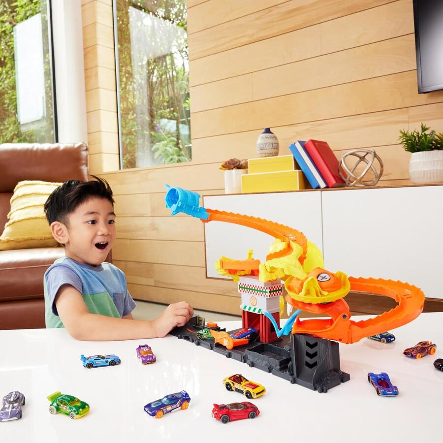 Hot Wheels City Attacco del Cobra in Pizzeria con 1 macchinina