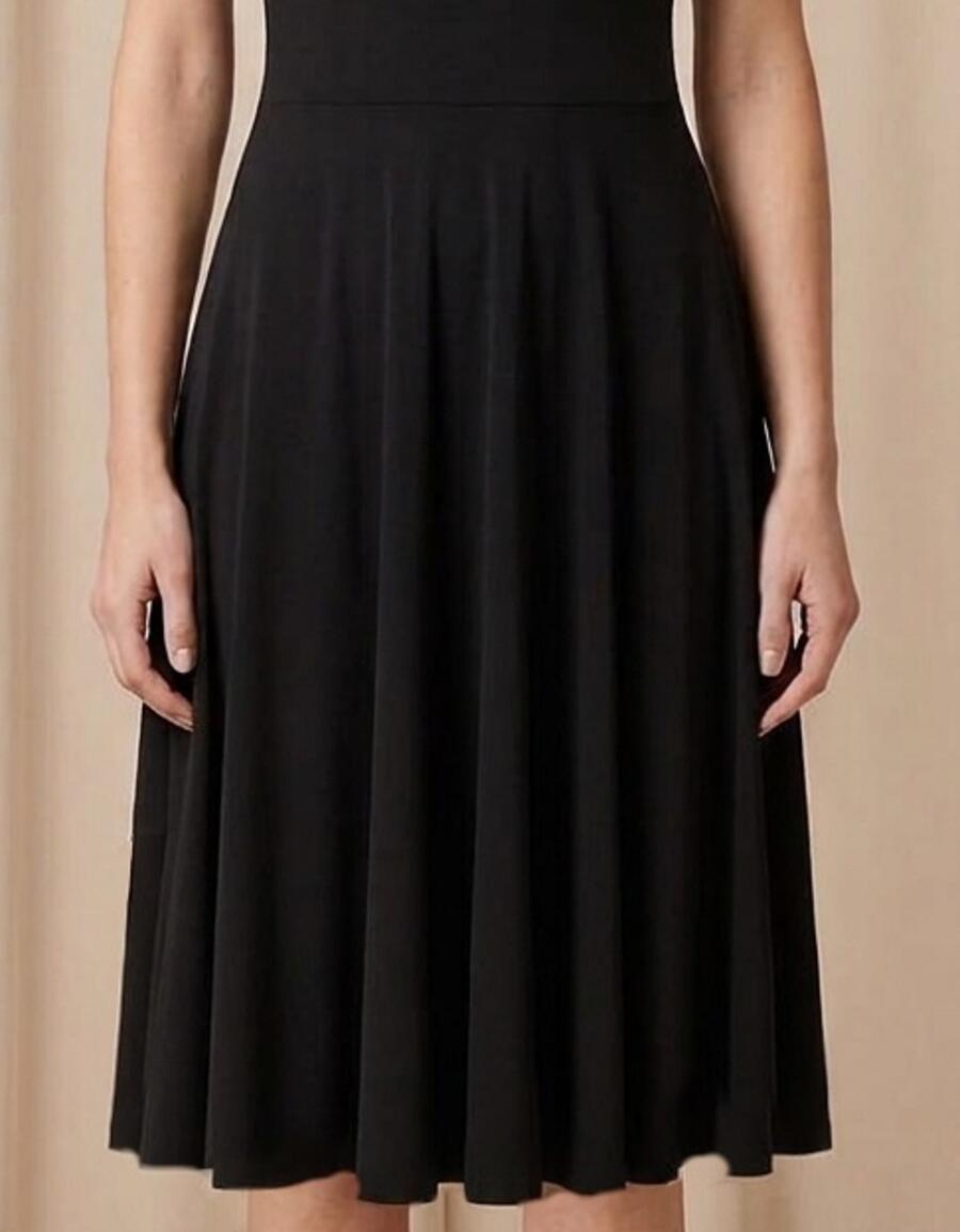 4-0175 Sleeveless flared dance dress in stretchy technical jersey fabric
