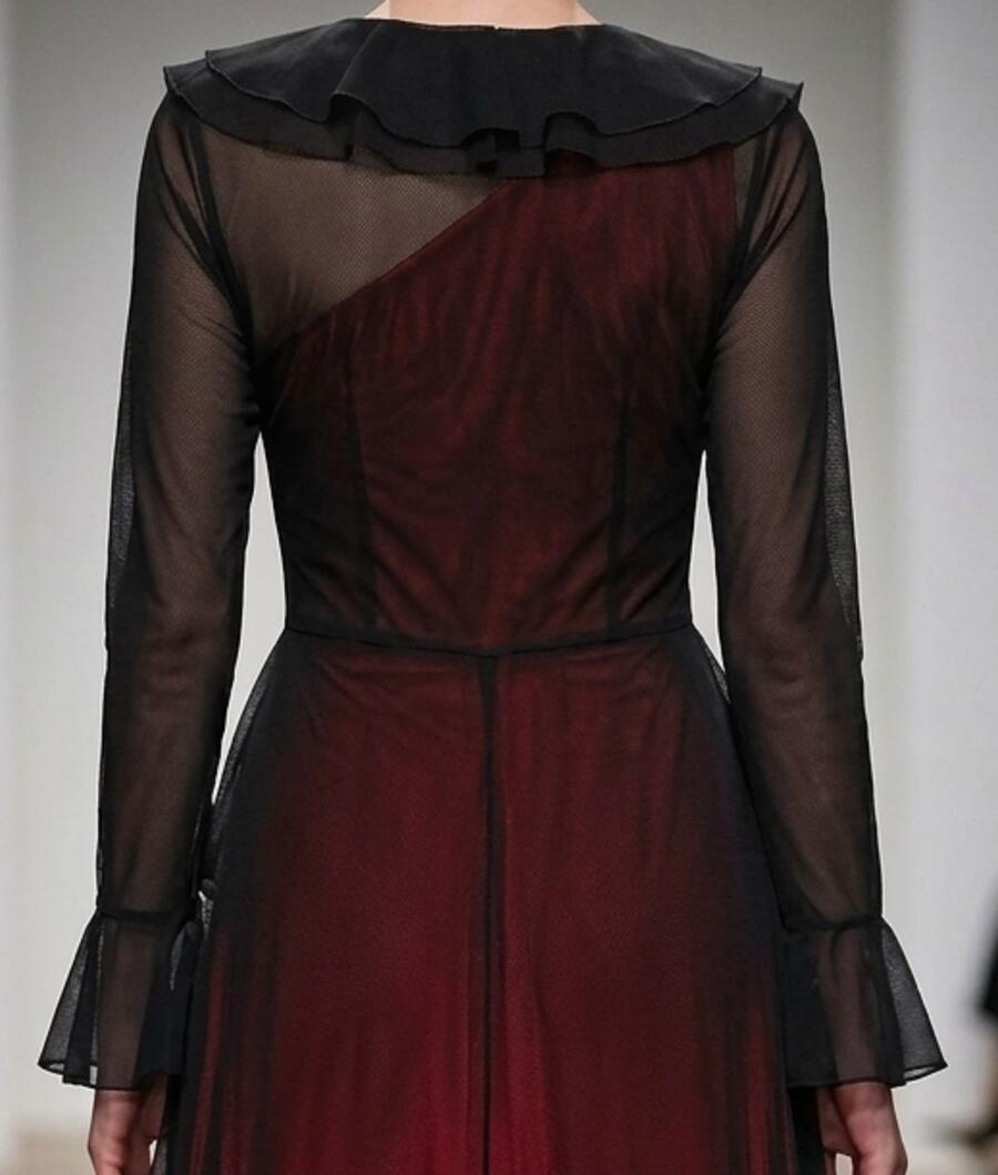 1077 Spolverini lunghi in tulle