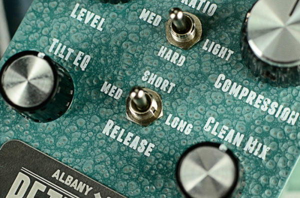 Crush Discrete VCA Compressor - Pettyjohn Electronics