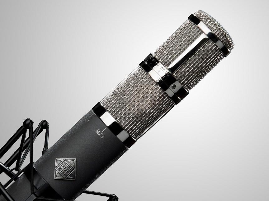AR-70 - Telefunken