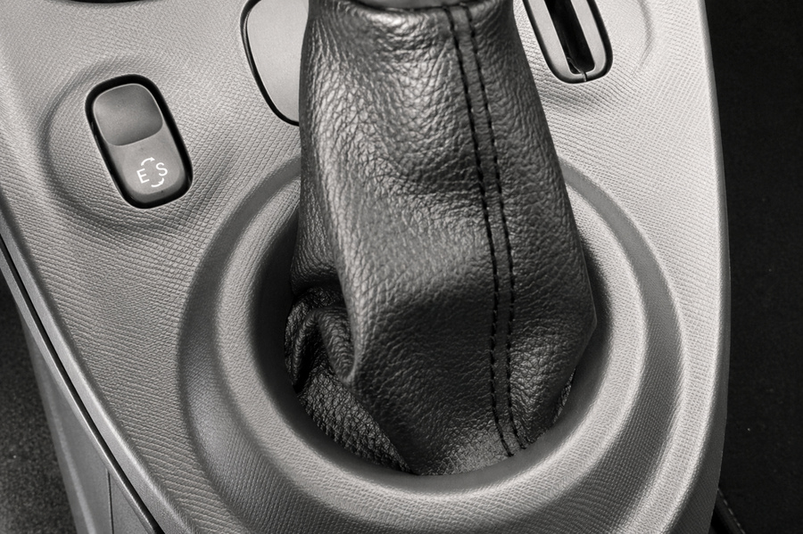Soufflet pour levier de vitesses pour Smart ForTwo - ForFour New en similicuir avec coutures colorées